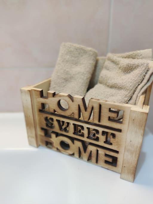 Ross House Apartment Fiumicino Luaran gambar